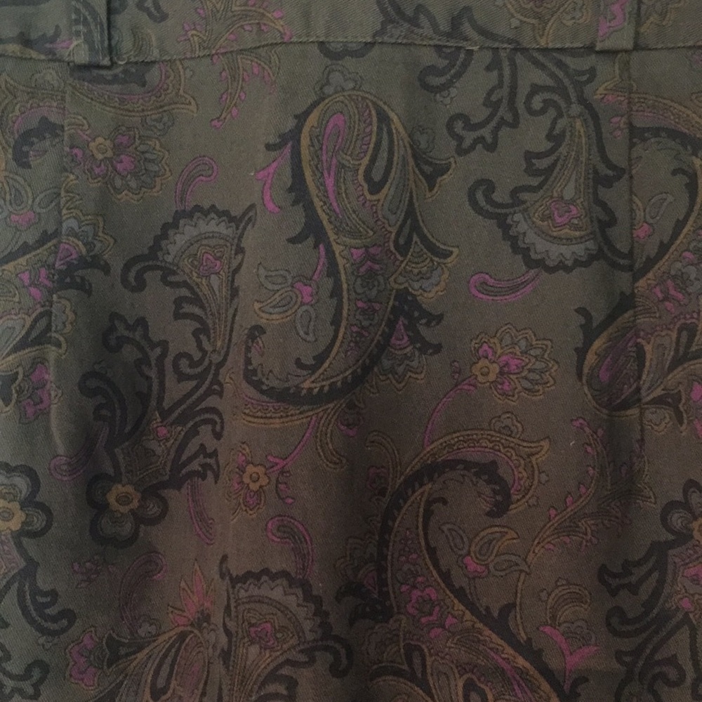 Skirt - Picture 3 of 3
