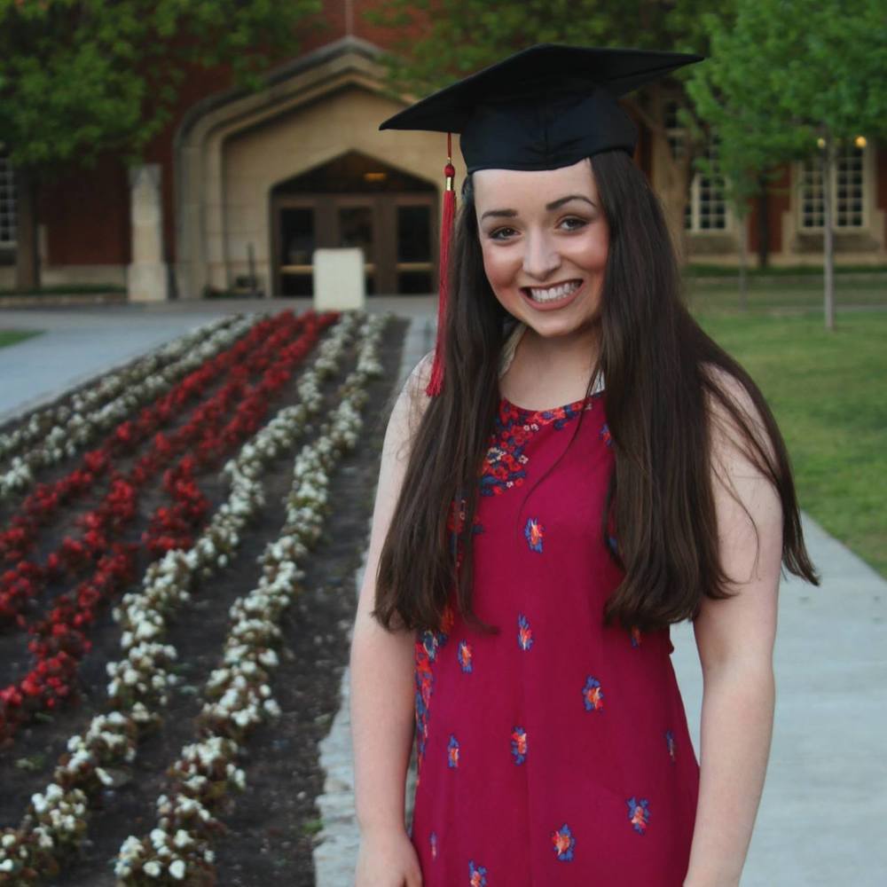 Meet your Posher, Gloria