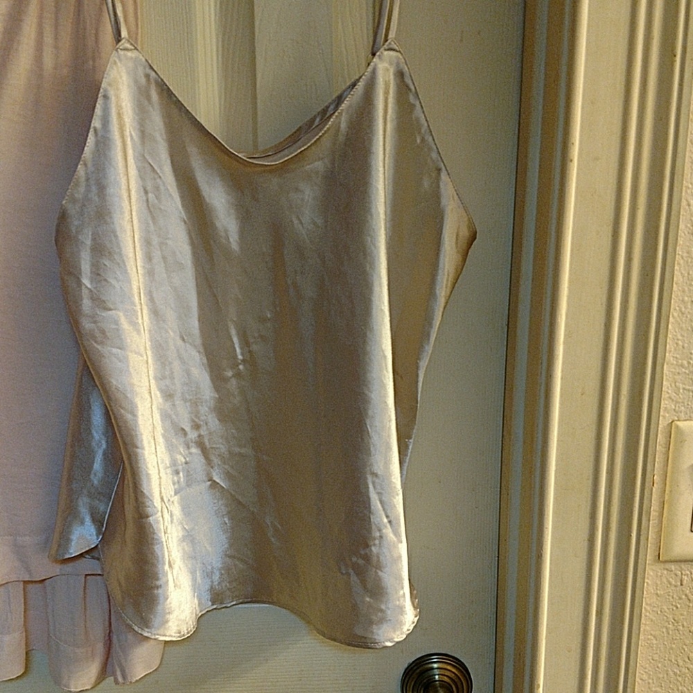Womens tops/shirts - Picture 5 of 6