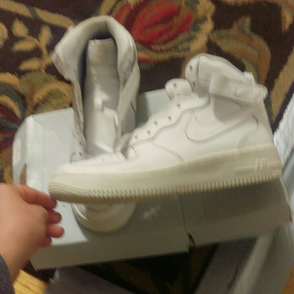 Nike air force size 6