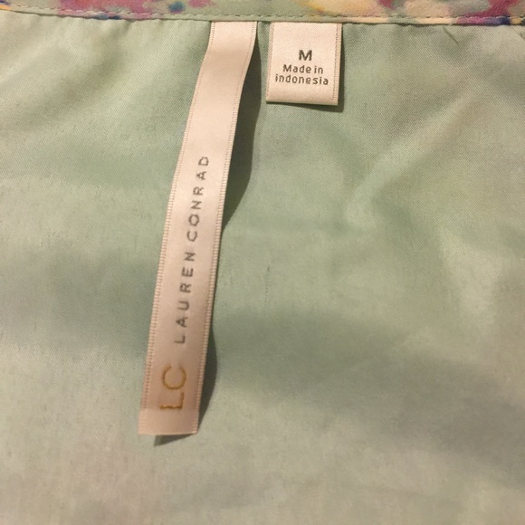 Lauren Conrad blouse M - Picture 2 of 3