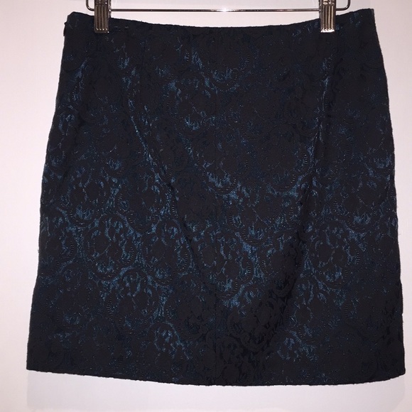 Turquoise black lace skirt - Picture 2 of 2