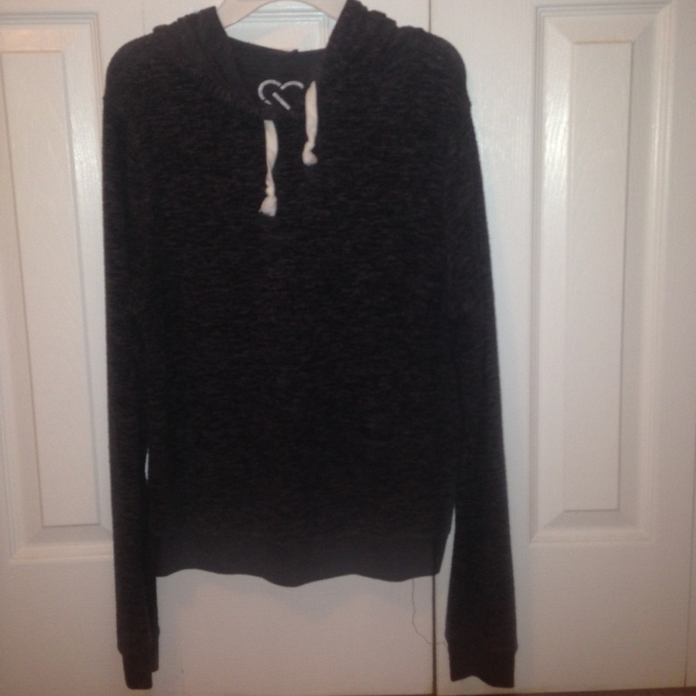 lightweight gray sweatshirt