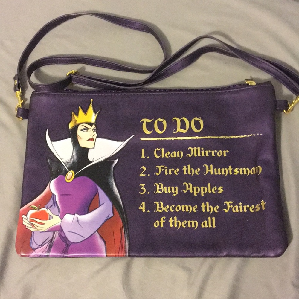 😈Evil Queen😈 Disney Purse