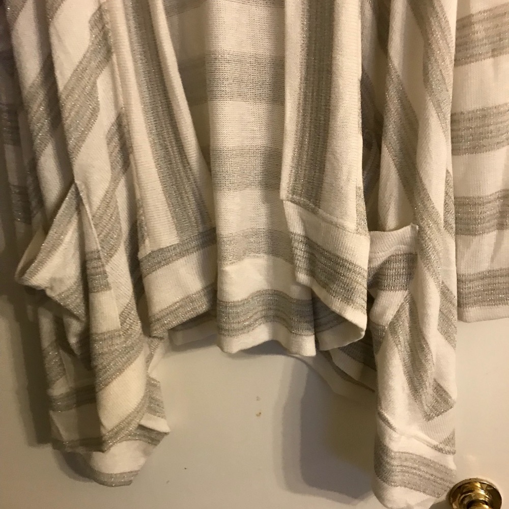 Kut sweater cardigan white/gray w/gold thread XL