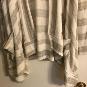 Kut sweater cardigan white/gray w/gold thread XL