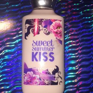 Sweet summer kiss