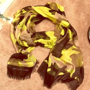 Michael Kors scarf