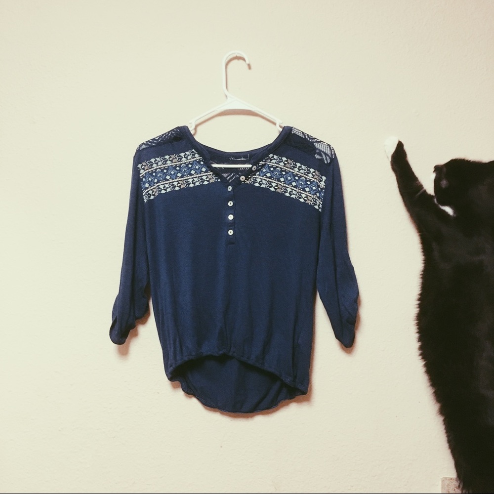 Patterned Button Down Shirt - Picture 2 of 3