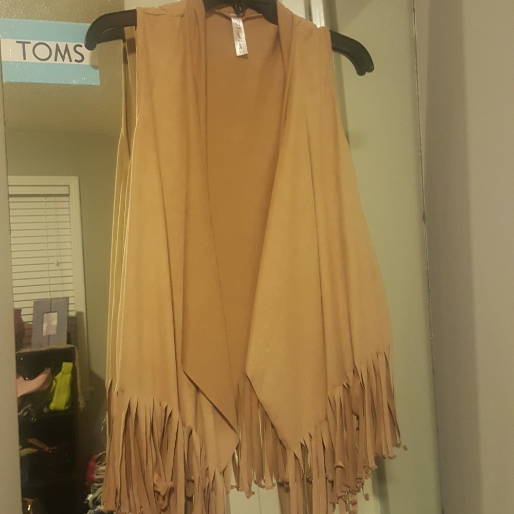 Polyester vest size Medium