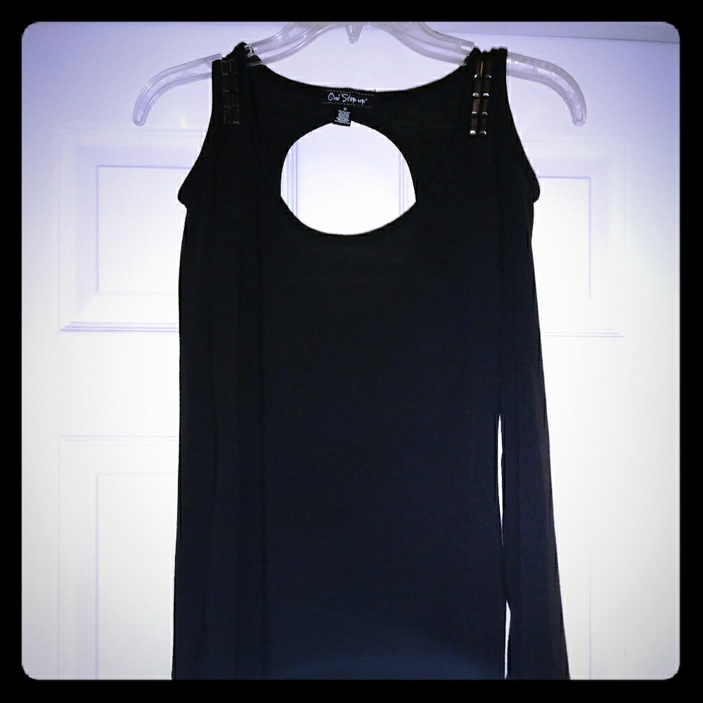 Black shirt