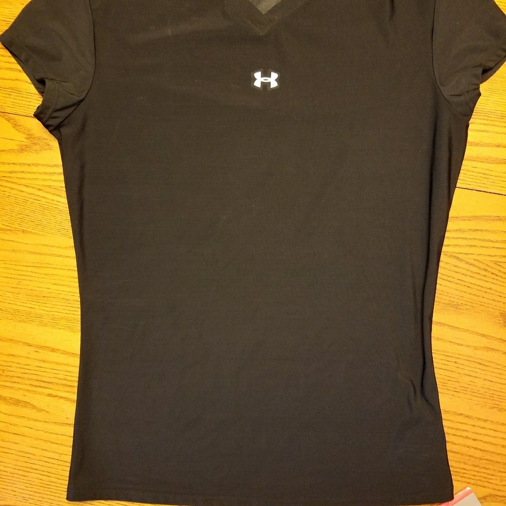 NWT Under Armour Top
