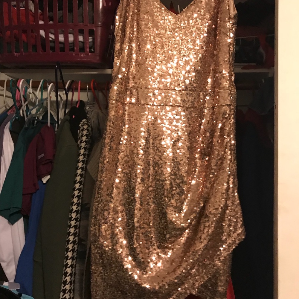 Short gold Sequence Dress