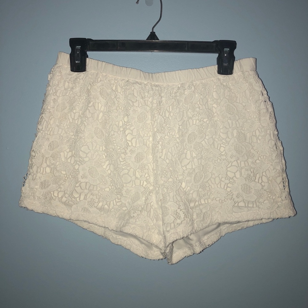 Cream Lace Shorts