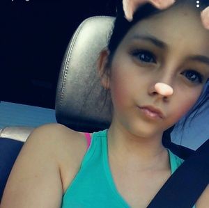 Meet your Posher, Shevelle