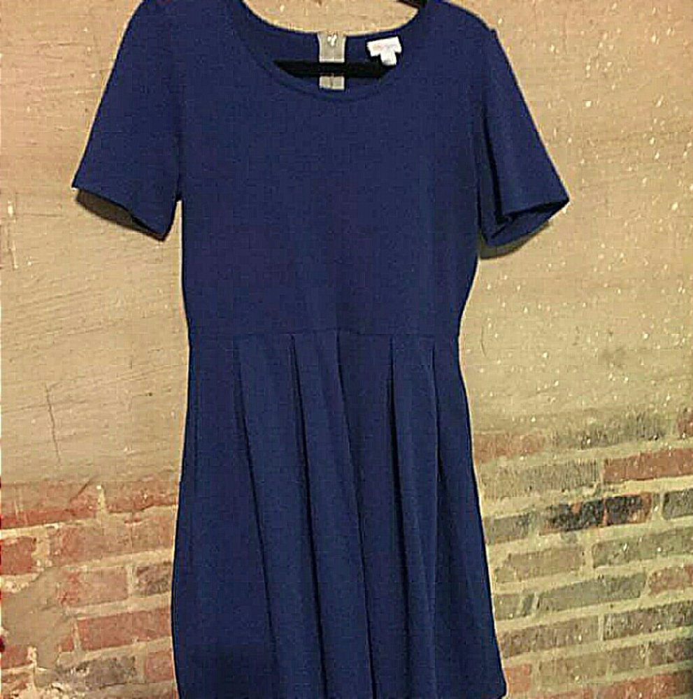Lularoe Amelia XL navy blue jacquard print