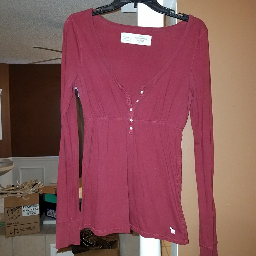 Abercrombie & Fitch Top