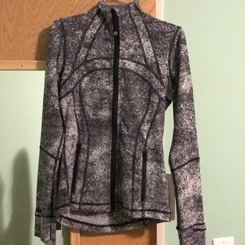 Lululemon lightweight running jacket