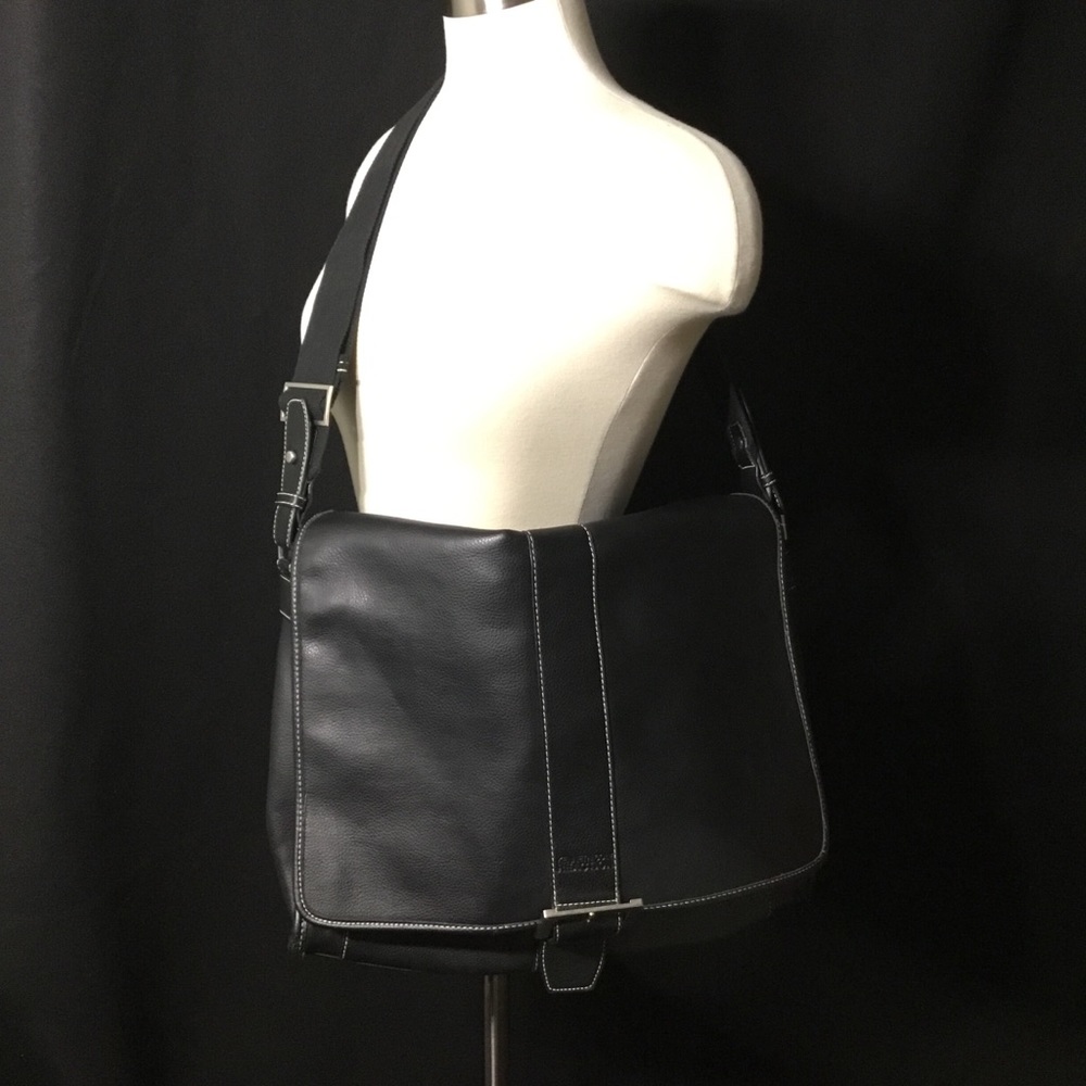 Men’s Reaction by Kenneth Cole Briefcase!