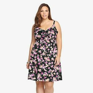 Beautiful Torrid Sundress 💛💜