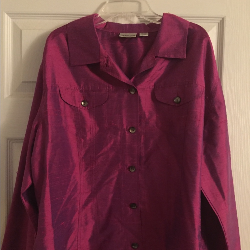 Fuchsia button-down long-sleeve dress shirt