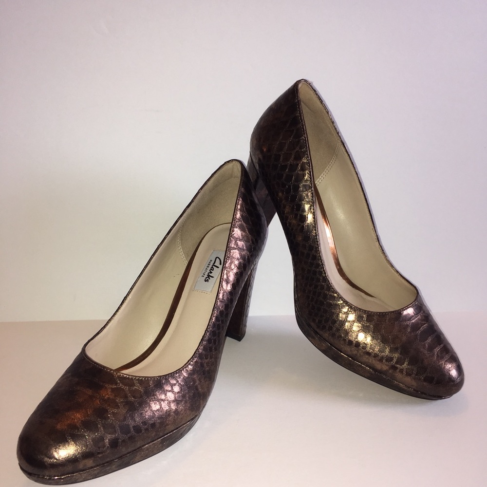 Clarks Bronze Pumps 9 1/2 Bronze