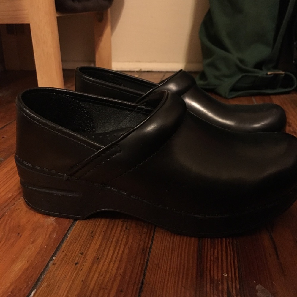 Dansko clogs - Picture 2 of 3