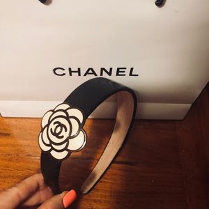 Chanel headband
