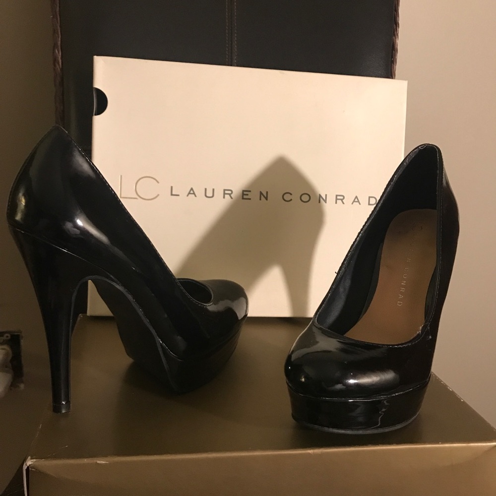 Lauren Conrad Black patent leather heels