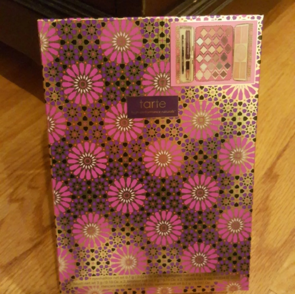 TARTE Tresure Box Collection