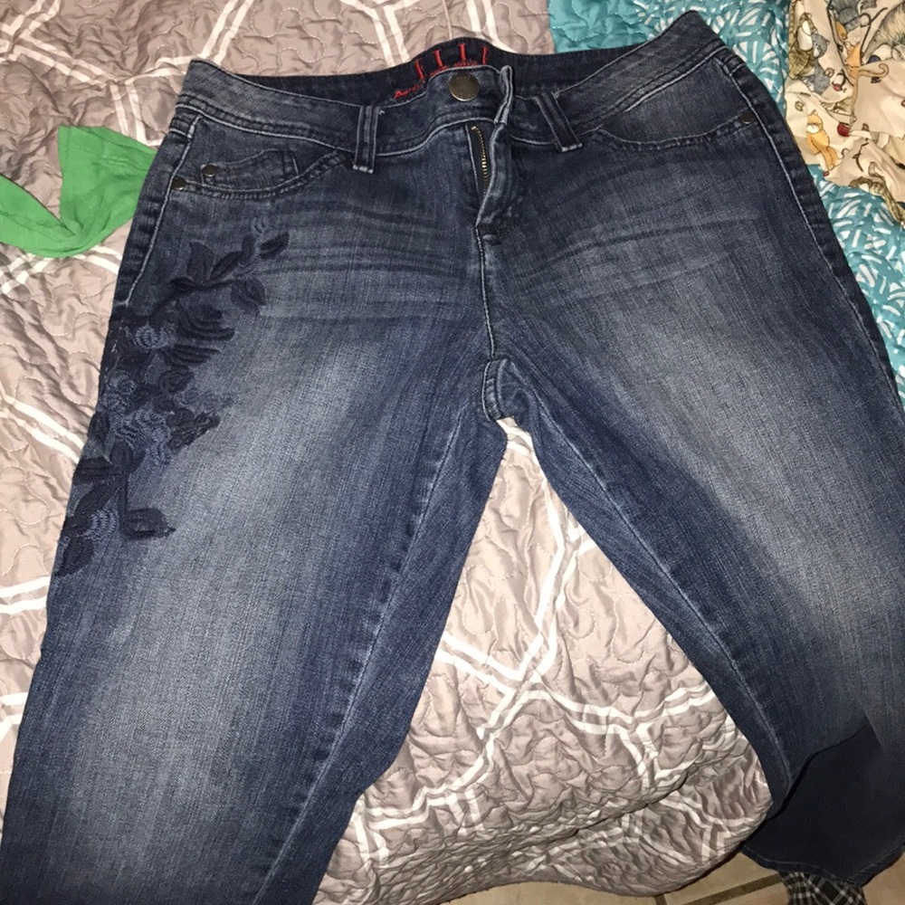 Rose Embroidered pants