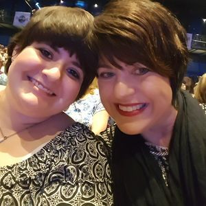 Meet your Posher, Laurie