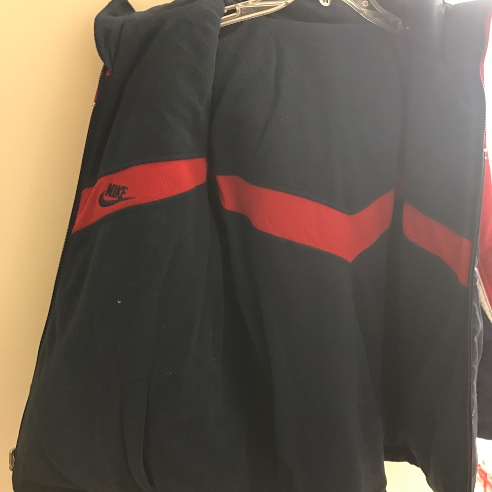 Nike jacket - Picture 2 of 6