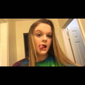 Meet your Posher, Avery