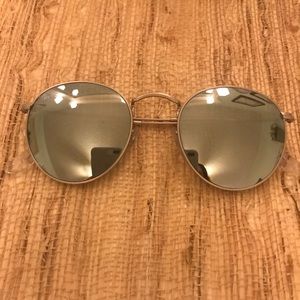 Ray-Ban Round Metal Silver Flash Sunglasses