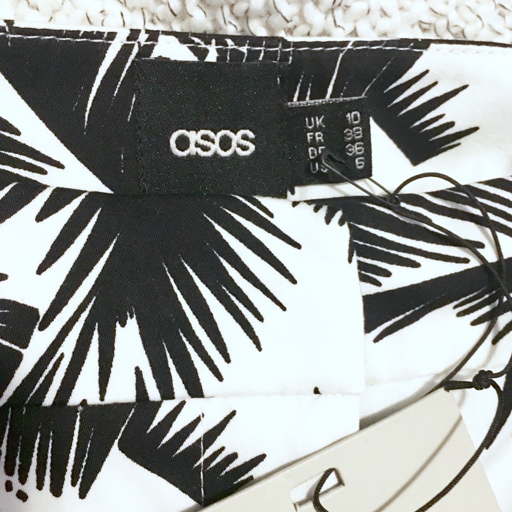 NWT ASOS palm print pants - Picture 3 of 4
