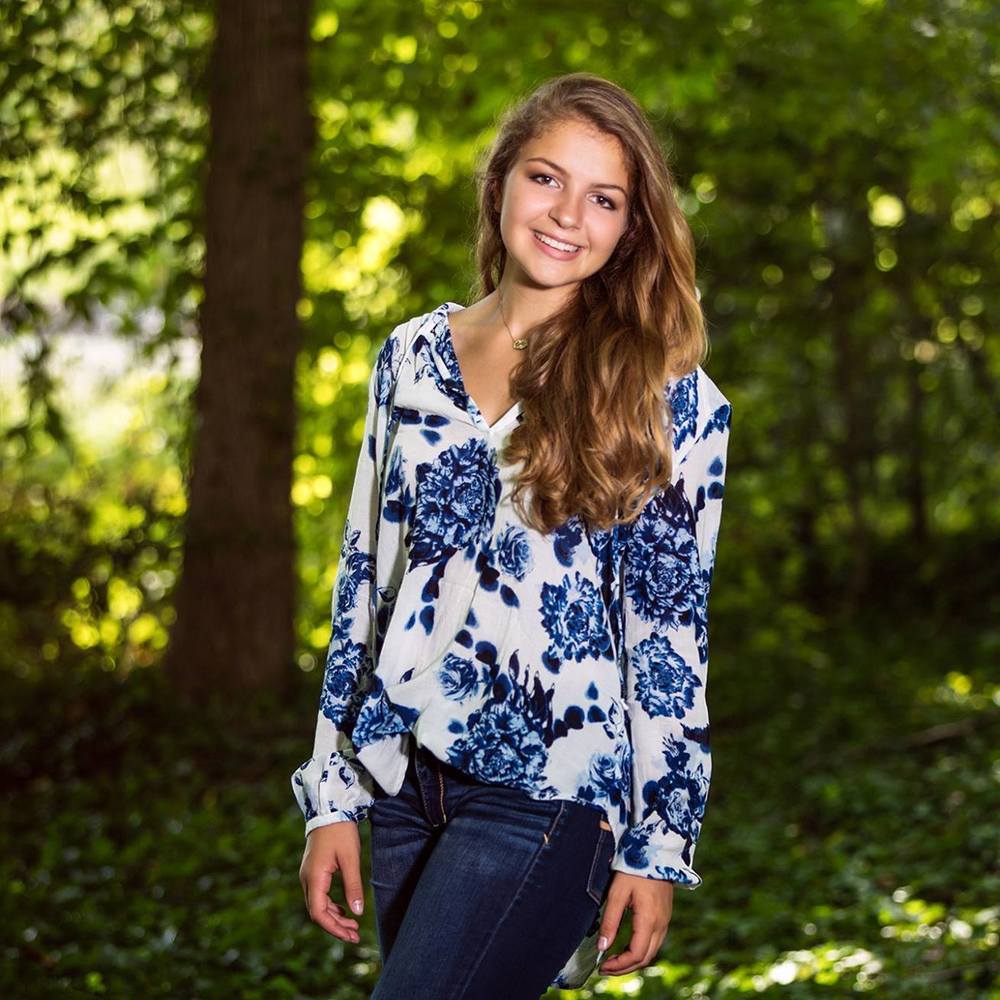 Meet your Posher, Abby