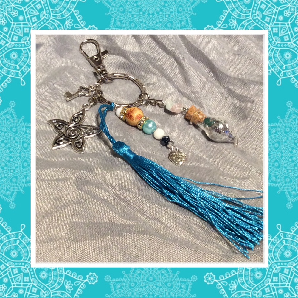 🌺TEAL OCEAN BREEZE TASSEL PIXIE STAR KEYCHAIN