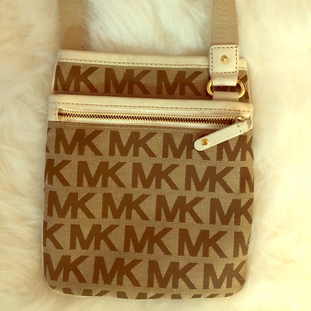 Michael Kors Crossbody
