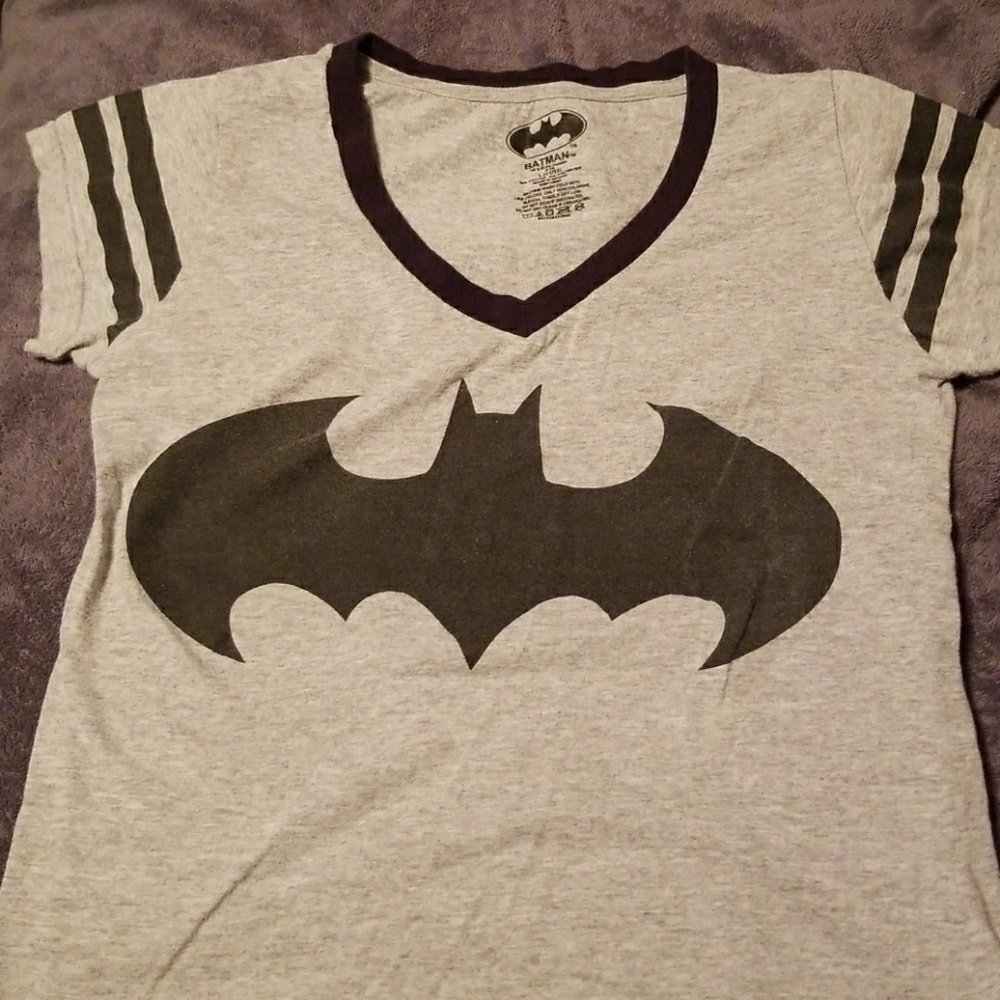 Batman V-neck Tee
