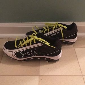NEW Under Armour spine field cleats