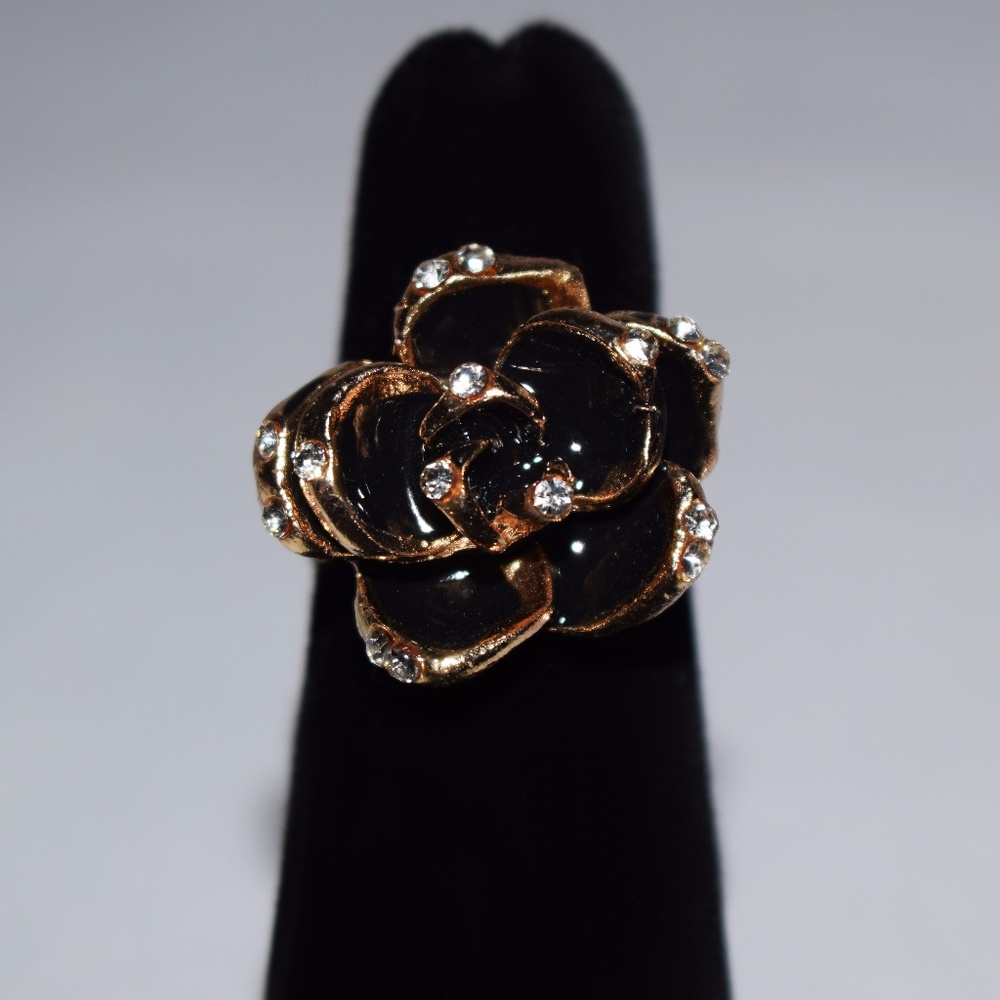 Costume Jewelry Flower Ring