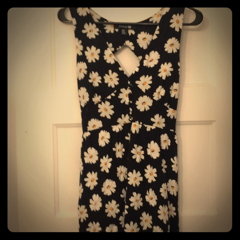Daisy print dress