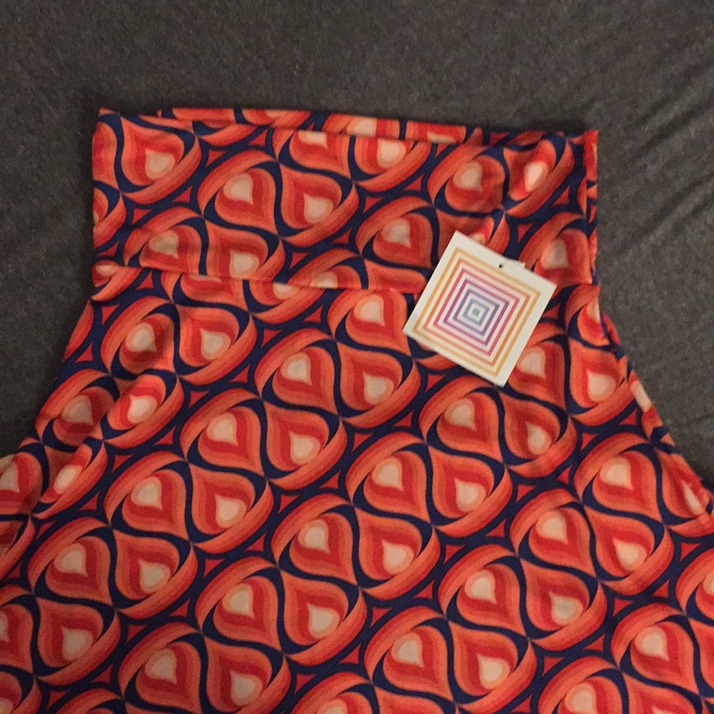 NWT - Lularoe Azure skirt S