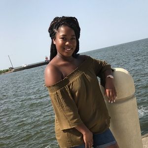 Meet your Posher, Taylor