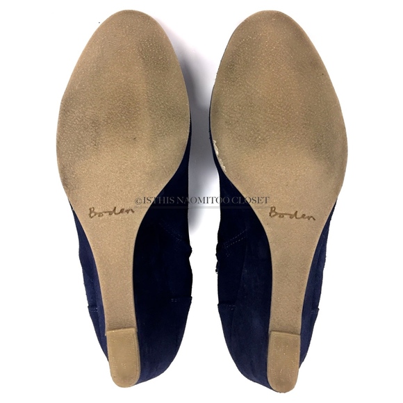 BODEN Suede Buckle Wedge Round Toe Ankle Heel