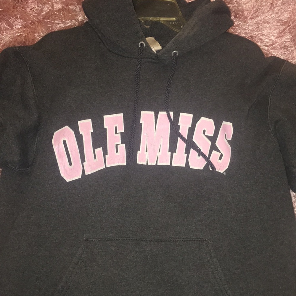 Ole Miss pullover