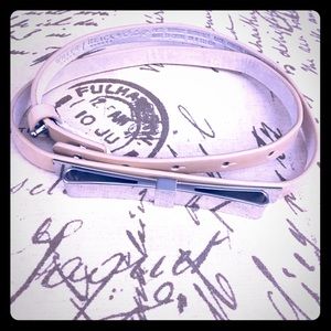 White House Black Market Skinny Bow Leather Belt