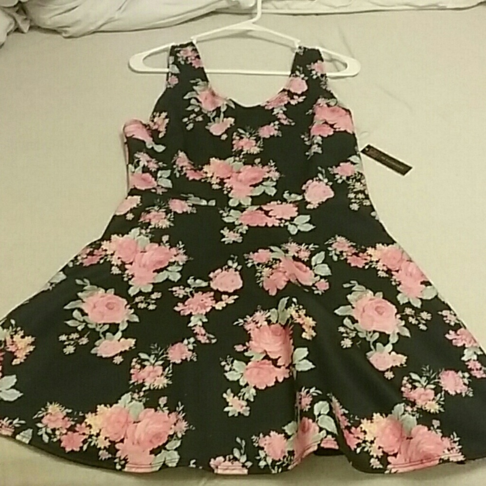 Floral dress size Large