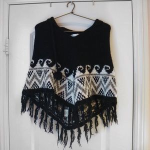Knit Poncho Tribal Pattern Children's S/M